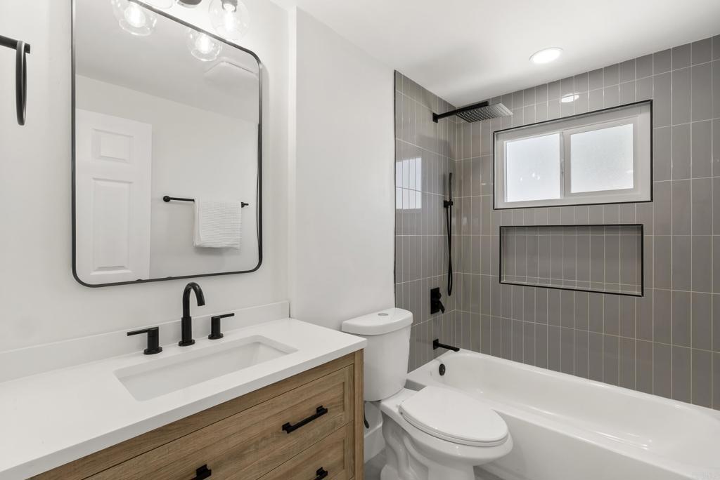2333 Mission Avenue - photo 19
