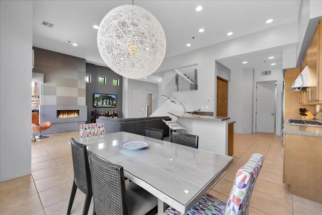 922 Alejo Vista, Palm Springs, CA 92262