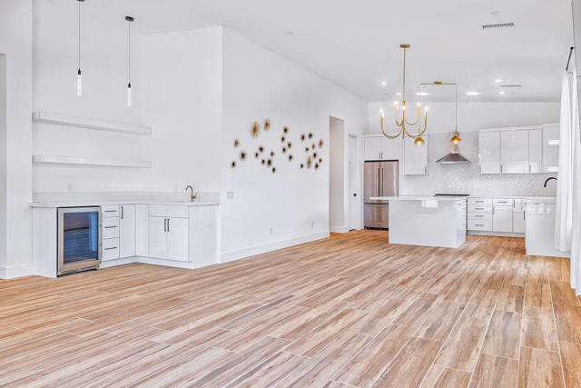 54470 Avenida Diaz, La Quinta CA: https://media.crmls.org/mediaz/06c79b22-8d0e-4078-b5ff-4aa9a90d65d7.jpg