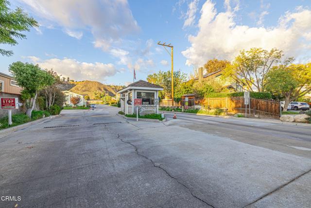 Detail Gallery Image 48 of 50 For 20046 Canyon View Dr, Santa Clarita,  CA 91351 - 3 Beds | 2 Baths