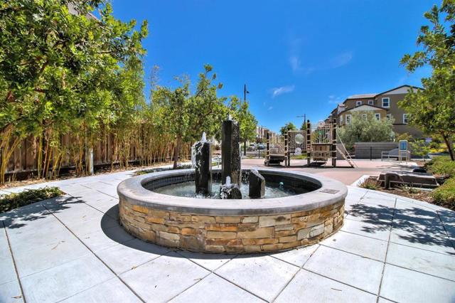 528 Odyssey Lane, Milpitas CA: https://media.crmls.org/mediaz/06c99f0a-0d90-4730-9646-f8093e81a73b.jpg