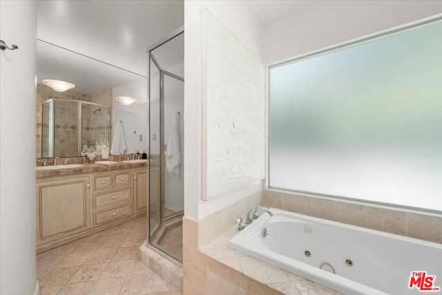 1220 N Norman Place, Los Angeles CA: https://media.crmls.org/mediaz/06c9be32-b088-45d7-be48-dee2b6773012.jpg