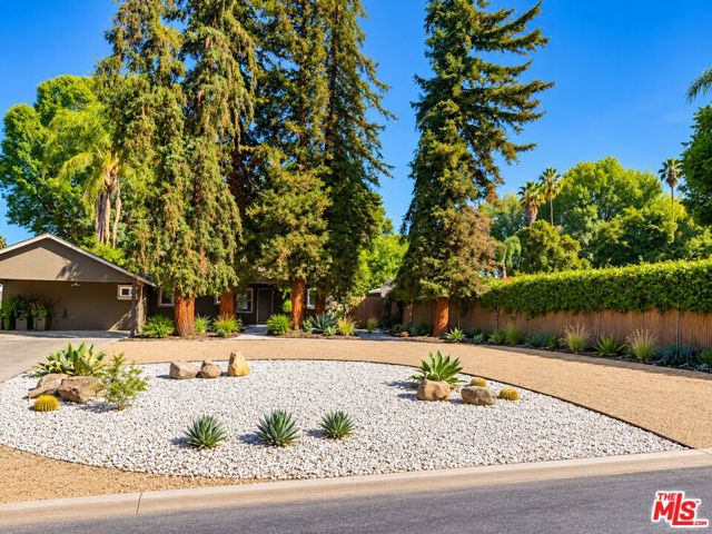 8450 Melvin Avenue photo 18