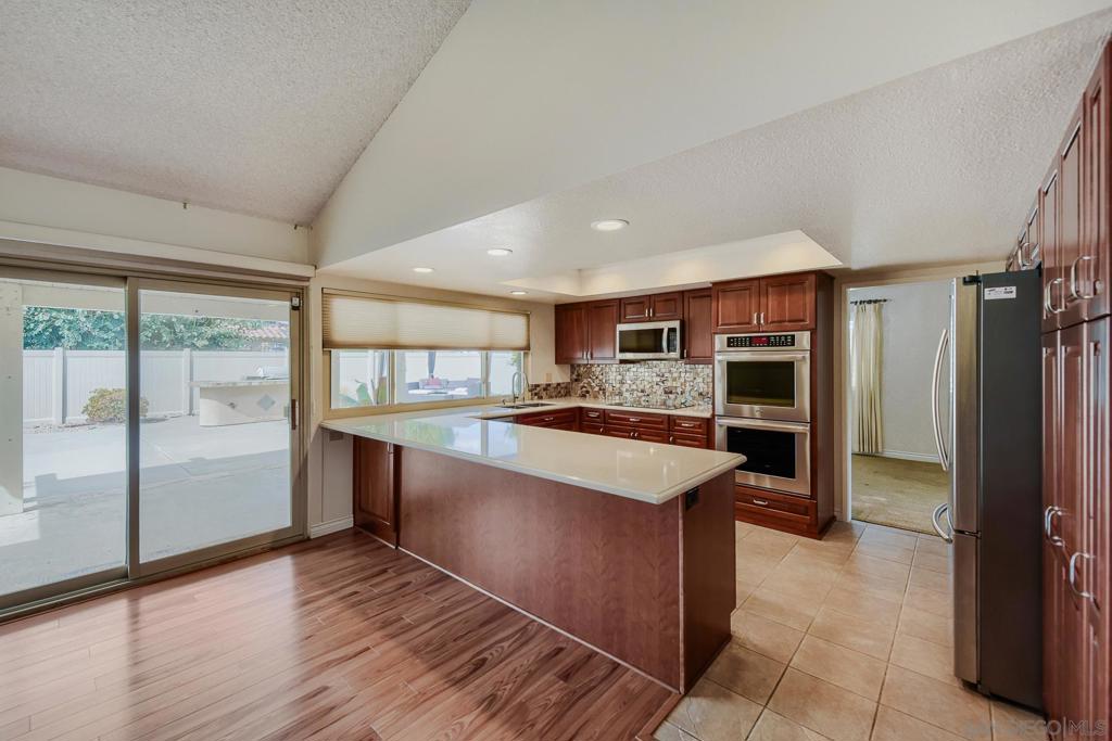 6688 Murray Park Drive - photo 10