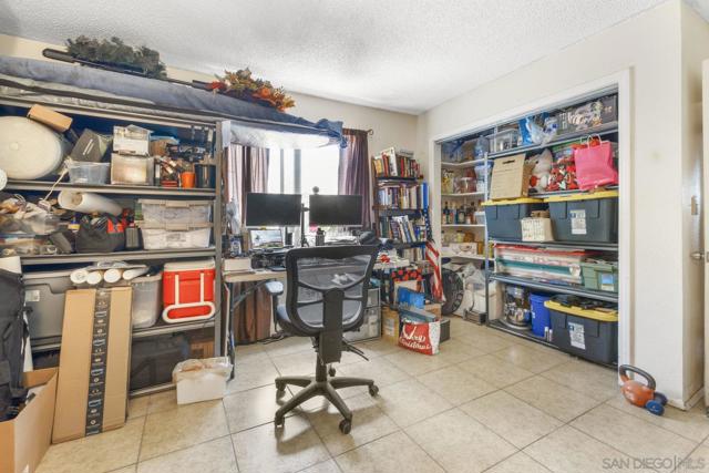 3389 91 C Street, San Diego CA: https://media.crmls.org/mediaz/06c9db92-e64c-4a1b-b12c-cf80a5ae61e8.jpg