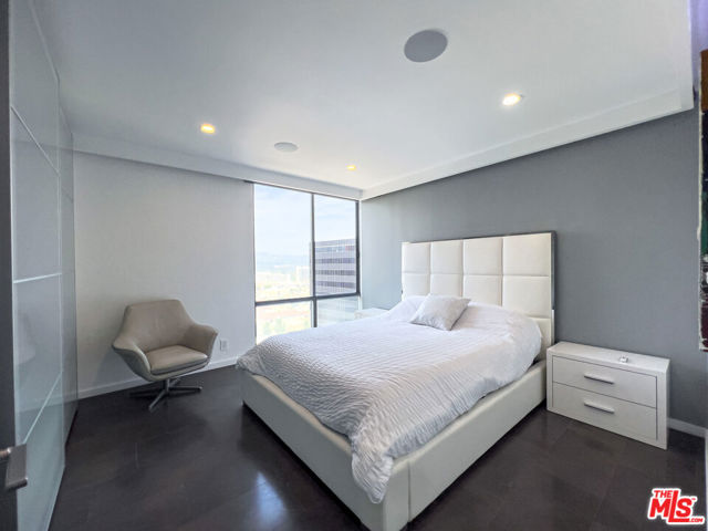 2160 Century Park East, Los Angeles CA: https://media.crmls.org/mediaz/06c9fa34-ec12-408f-8816-a9c8f6e44c32.jpg