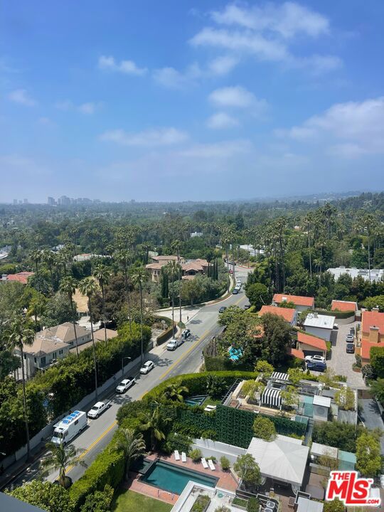 9255 Doheny Road, 1401 photo 3