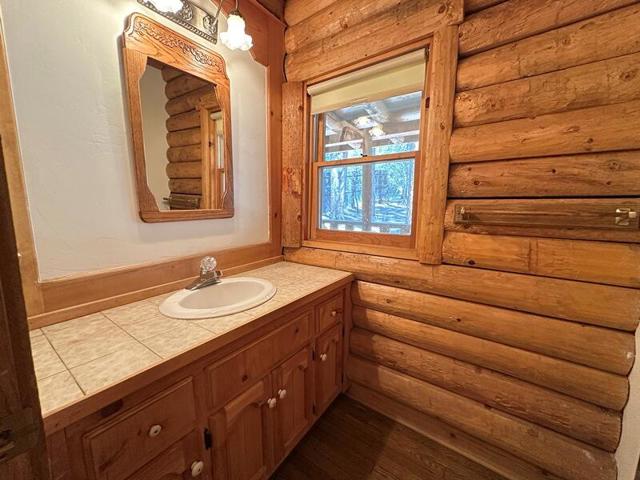 25090 Fern Valley, Idyllwild CA: https://media.crmls.org/mediaz/06ca875f-7fdd-4e6e-ba21-ad422816cf8d.jpg