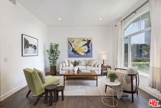 1007 Figueroa Terrace, Los Angeles CA: https://media.crmls.org/mediaz/06caf659-b508-4ee6-ba57-41d38b911788.jpg