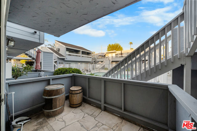 20930 Parthenia Street, Canoga Park CA: https://media.crmls.org/mediaz/06cb1845-1ed6-4f5d-bf9d-f686ecfbd493.jpg