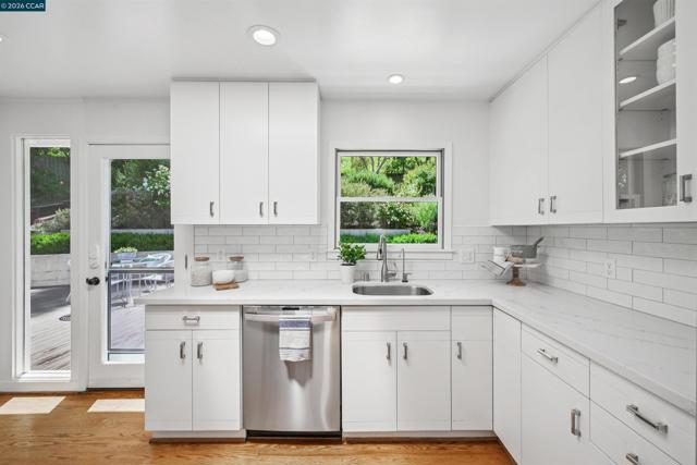 3231 Camino Colorados, Lafayette CA: https://media.crmls.org/mediaz/06cb46cd-094d-488c-a7e0-44526d6aa877.jpg