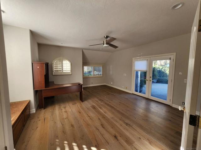 1402 Via Mil Cumbres, Solana Beach CA: https://media.crmls.org/mediaz/06cb5987-aba6-484f-b36b-bd364037966f.jpg