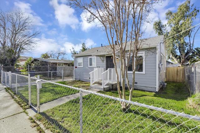 Image 1 of 34 For 2343 Erickson Street
