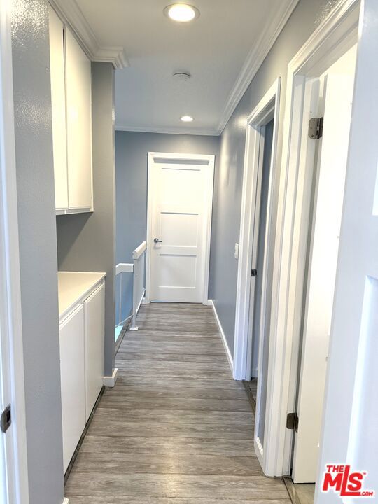 3712 Carrington Court, Inglewood CA: https://media.crmls.org/mediaz/06cbf97c-c4cc-4863-9836-0df9f6c62c3a.jpg
