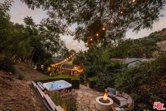 2 Bed Home for Sale in Los Angeles, California