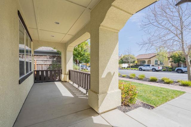 13713 Sherman Boulevard, Marina CA: https://media.crmls.org/mediaz/06ce75de-20b9-490b-b687-f012b4ba4128.jpg