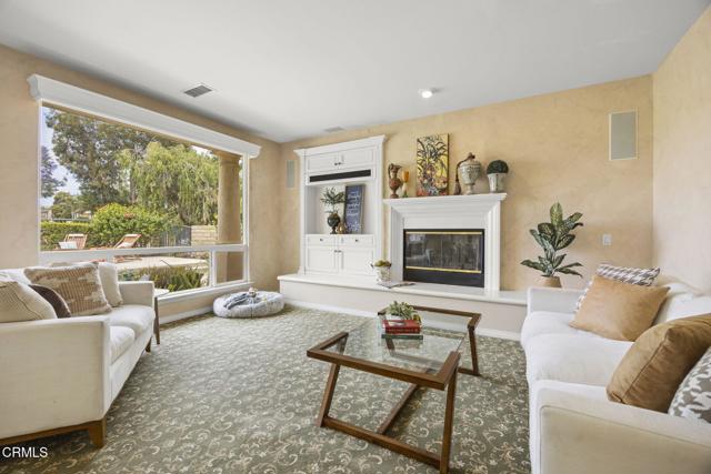 741 Sterling Hills Drive, Camarillo CA: https://media.crmls.org/mediaz/06cf670a-2ba2-4fad-899f-b34d8607899b.jpg