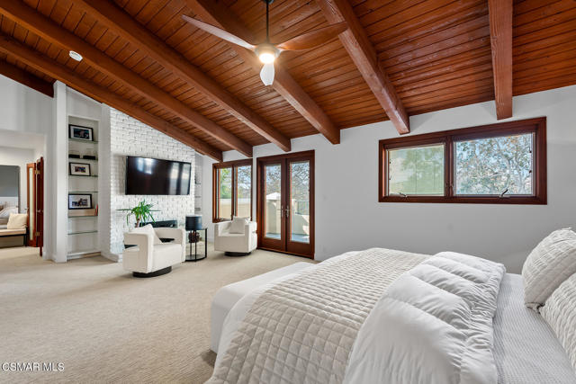 1635 Ryder Cup Drive, Westlake Village CA: https://media.crmls.org/mediaz/06cff342-4e91-4a1d-b4a3-7837755f39e5.jpg