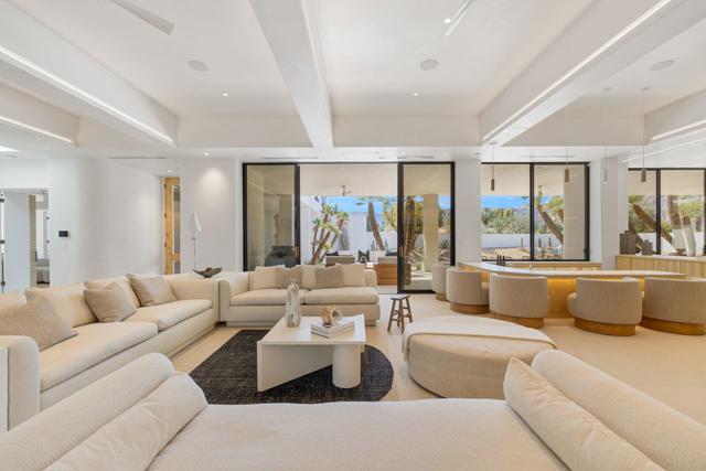 71000 Tamarisk Lane, Rancho Mirage CA: https://media.crmls.org/mediaz/06d07098-070b-448d-bf19-8bd1d924ce7f.jpg