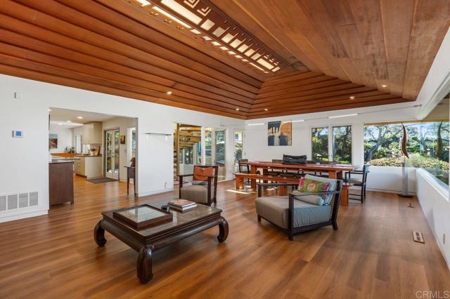 Detail Gallery Image 9 of 60 For 1859 Zapo St, Del Mar,  CA 92014 - 5 Beds | 4/1 Baths