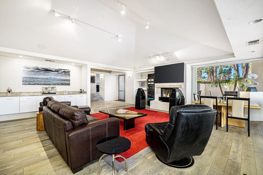 MLS #219137945DA image #7