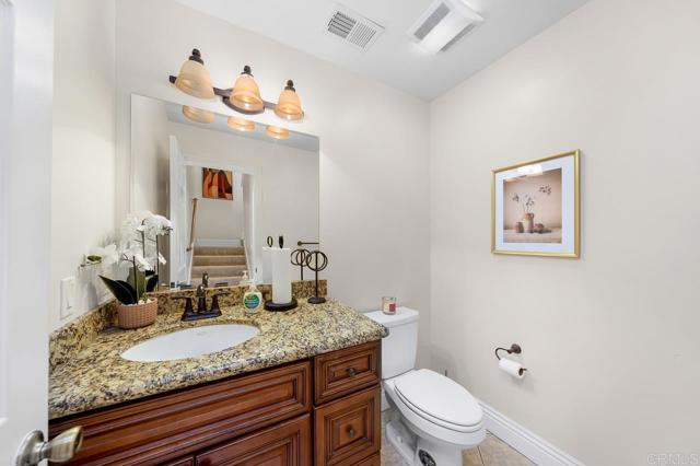 488 Park Way, Chula Vista CA: https://media.crmls.org/mediaz/06d310c2-be51-4ce2-8de2-638accfd3455.jpg