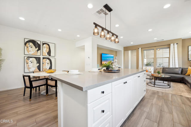 Detail Gallery Image 19 of 67 For 865 Orchid Way a,  Azusa,  CA 91702 - 3 Beds | 3/1 Baths