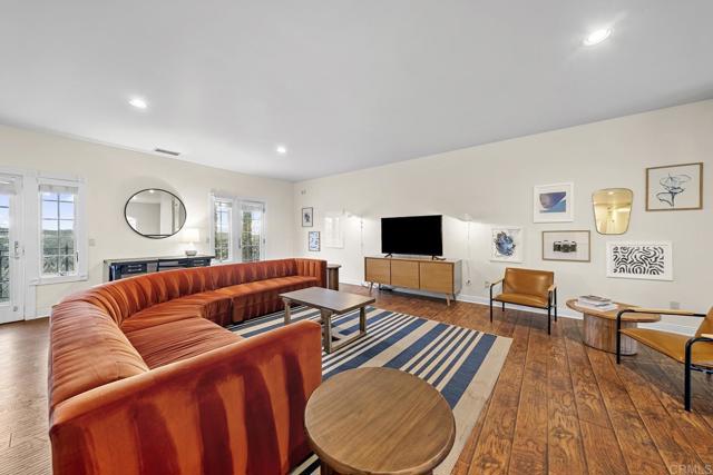 Image 4 of 75 For 39480 Norbro Court