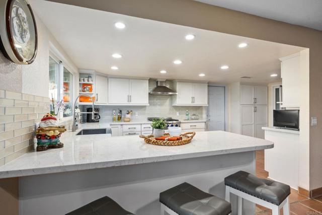 Detail Gallery Image 15 of 56 For 16301 Swartz Canyon Rd, Ramona,  CA 92065 - 3 Beds | 2/1 Baths