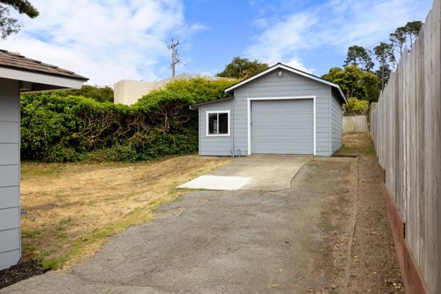 1103 Presidio Boulevard, Pacific Grove CA: https://media.crmls.org/mediaz/06d839f1-104e-46ff-9d74-731f17e8cb80.jpg