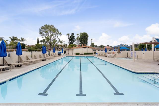 17489 Carnton Way, San Diego CA: https://media.crmls.org/mediaz/06d912b3-f729-454c-aea0-b7cc778faae9.jpg