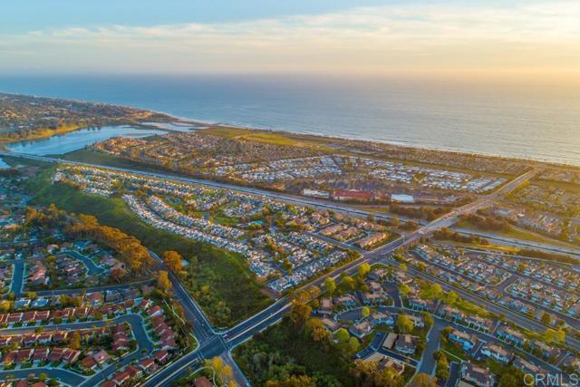 820 Daphne Court, Carlsbad CA: https://media.crmls.org/mediaz/06d924c2-2c52-4899-941c-8693c442bfeb.jpg