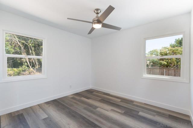 4361 Alamo Dr, San Diego CA: https://media.crmls.org/mediaz/06d92f3a-a3aa-4712-be0f-8bcffdf7e98d.jpg