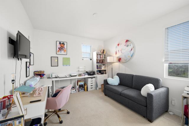 8304 The Grant Place, Bonita CA: https://media.crmls.org/mediaz/06d97c4f-d972-4377-97b7-38089a8cae22.jpg