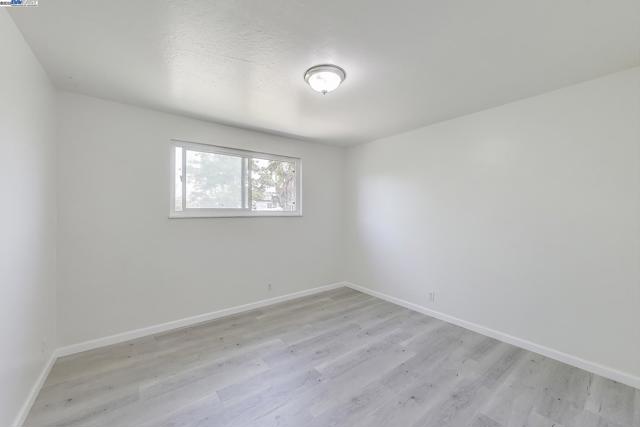 4435 Cambria St, Fremont CA: https://media.crmls.org/mediaz/06d99686-1a66-435f-98a6-f695750a4f97.jpg