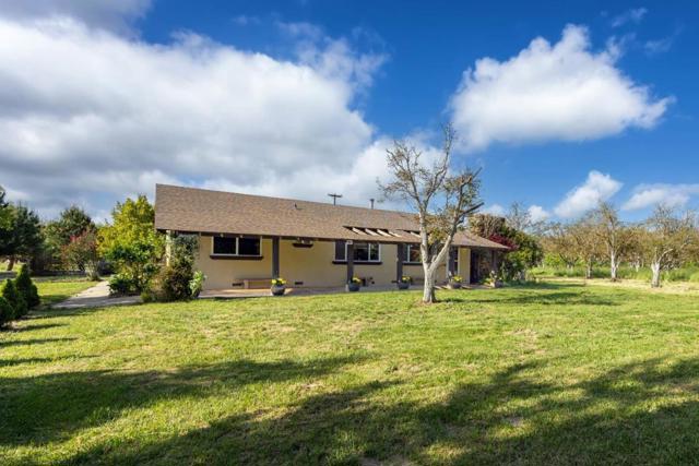 79547958 Lovers Lane, Hollister CA: https://media.crmls.org/mediaz/06da5552-a4ef-4dfc-9b69-ff00b66b2e61.jpg