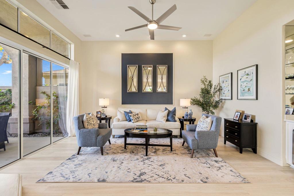 434 Desert Holly Drive