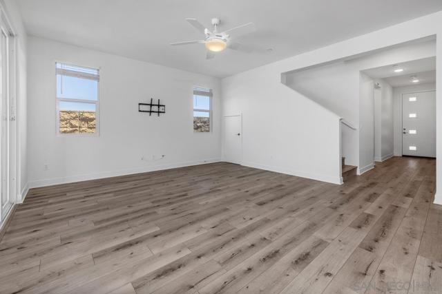 9008 Trailridge Ave, Santee CA: https://media.crmls.org/mediaz/06db4bd5-1cb0-4e41-a5de-edeba1ad84e1.jpg