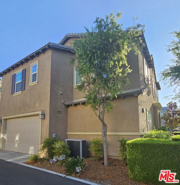 8566 Founders Grove Street, Chino, California 91708, 3 Bedrooms Bedrooms, ,2 BathroomsBathrooms,Condominium,For Sale,Founders Grove,24422595