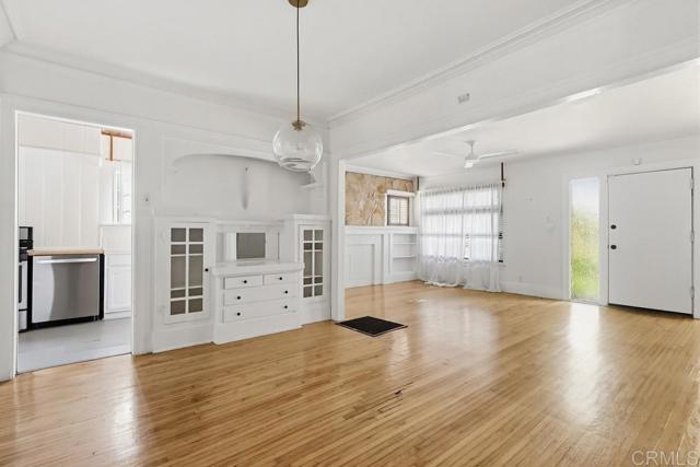 Detail Gallery Image 13 of 34 For 4904 7th Ave, Los Angeles,  CA 90043 - 3 Beds | 2 Baths