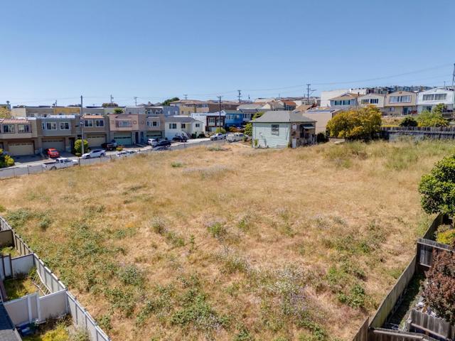 141 3rd Avenue, Daly City CA: https://media.crmls.org/mediaz/06dcbb82-a28d-434e-a01f-09b817b50738.jpg