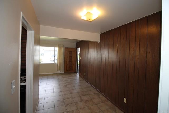 742 Jefferson Avenue, Chula Vista CA: https://media.crmls.org/mediaz/06dd26fb-065c-4f74-861a-6e26fcdaddcd.jpg