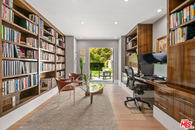 Drew Fenton | 10472 Revuelta Way Los Angeles CA | MLS: 7135109