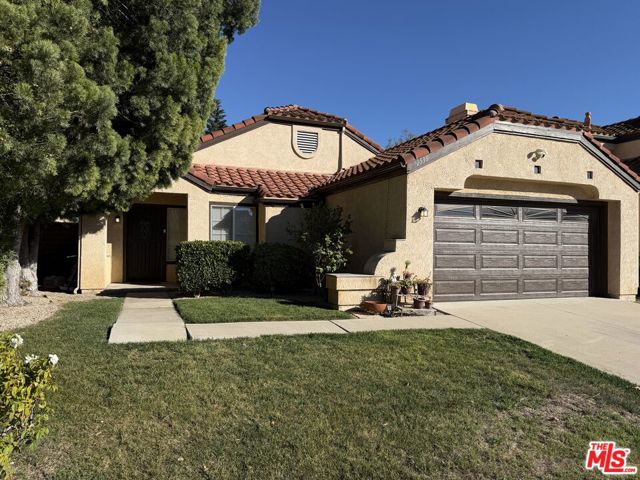 2538 Lowell Court, Simi Valley CA: https://media.crmls.org/mediaz/06df120d-9891-4051-9a16-33d966051630.jpg