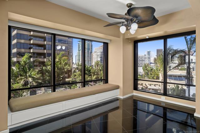 Image 4 of 38 For 200 Harbor Drive  803