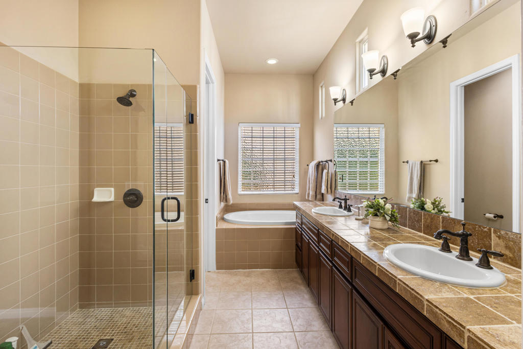 MLS #219138883DA image #17