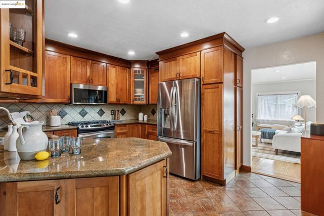 Image 14 of 39 For 4125 Kuhnle Ave