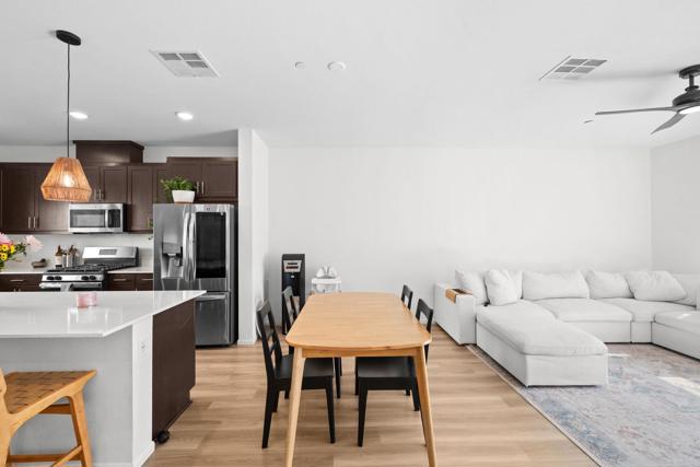 Detail Gallery Image 14 of 65 For 5485 Seacliff Pl #106,  San Diego,  CA 92154 - 3 Beds | 2 Baths