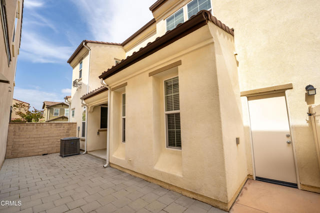174 Stage Trail Road, Camarillo CA: https://media.crmls.org/mediaz/06e1effa-e8d3-480d-88df-03157f4211de.jpg