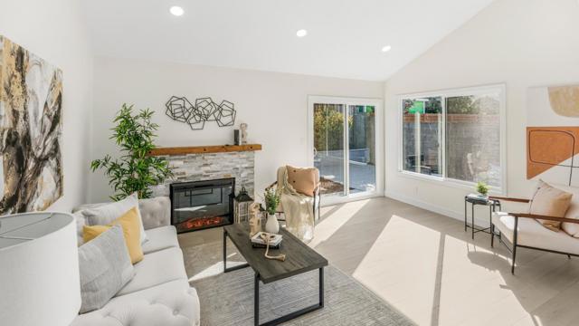 34981 Skylark Dr, Union City CA: https://media.crmls.org/mediaz/06e2fe2a-5b26-4c69-8088-69bb1641c897.jpg
